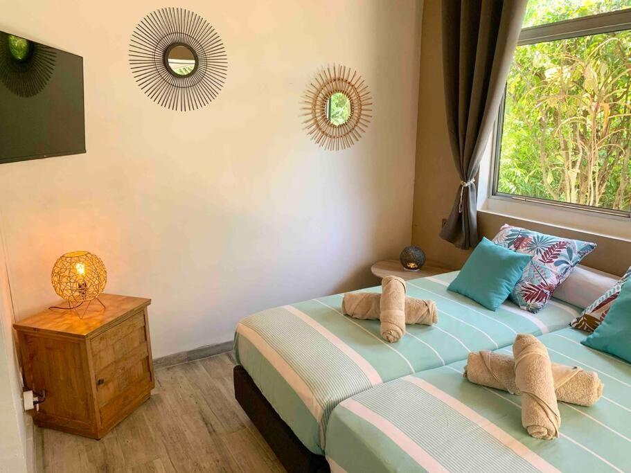 Villa Hoama Lodge Moorea Teavaro Exteriör bild
